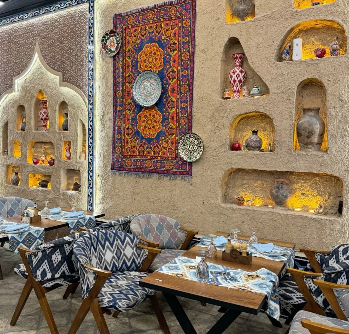 Otantik Cafe Dekorasyonu: Zamansız ve Samimi Mekanlar Yaratın